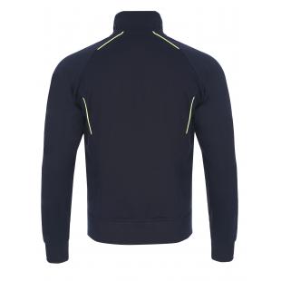 Мъжки спортен екип подходящ за свободно време