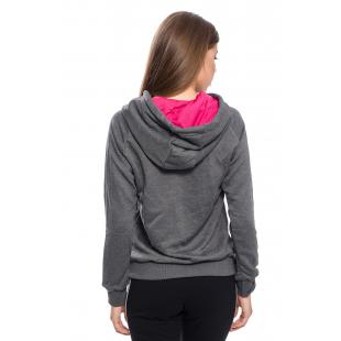 Дамски суитшърт от мека и топла материя, подходящ за ежедневието.